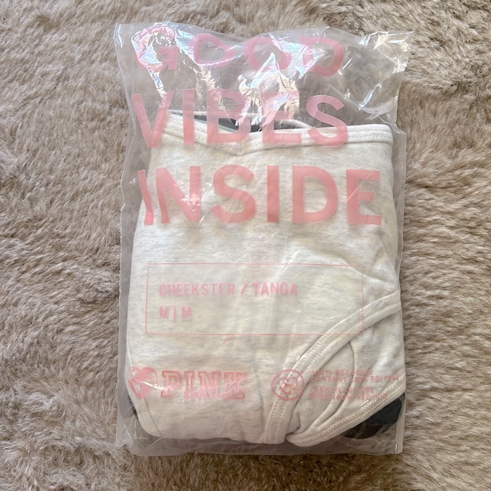 New* 5 pack Pink Cheekster panties size Medium